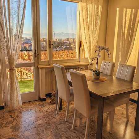 La Terrazza Del Re Leilighet Vercelli Eksteriør bilde