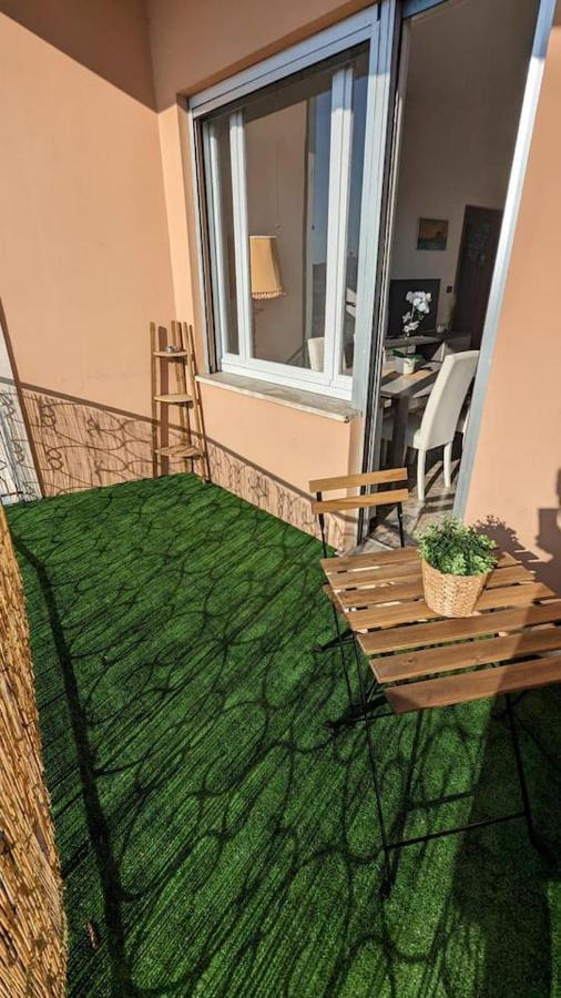La Terrazza Del Re Leilighet Vercelli Eksteriør bilde