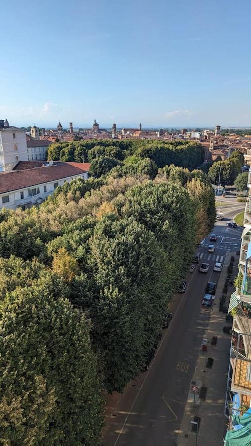 La Terrazza Del Re Leilighet Vercelli Eksteriør bilde